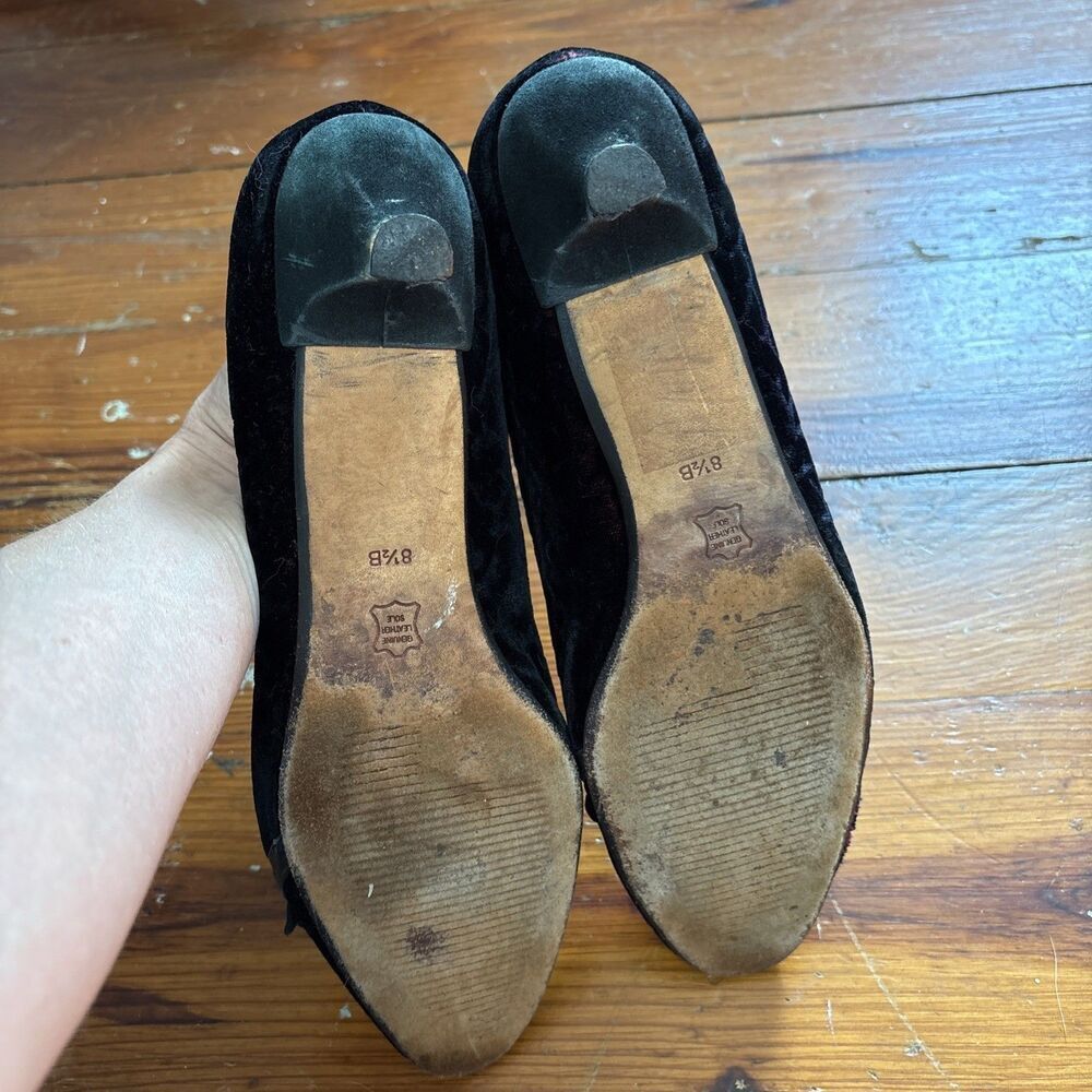 Talbots Black Red Velvet Rajah Kitten Heel Shoes - Size 8.5 M - Picture 6 of 6